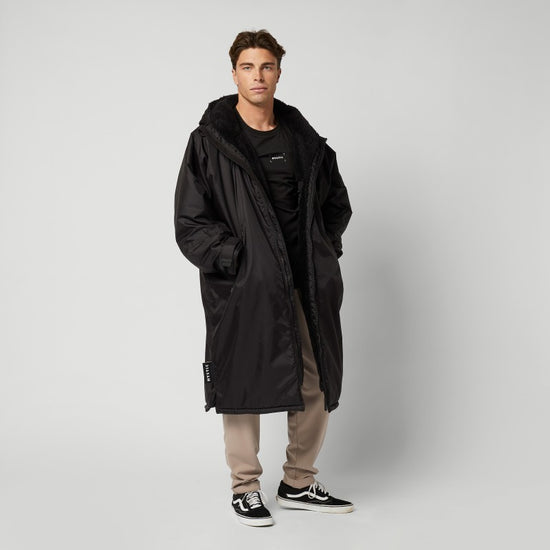 Mystic Poncho Explore Black