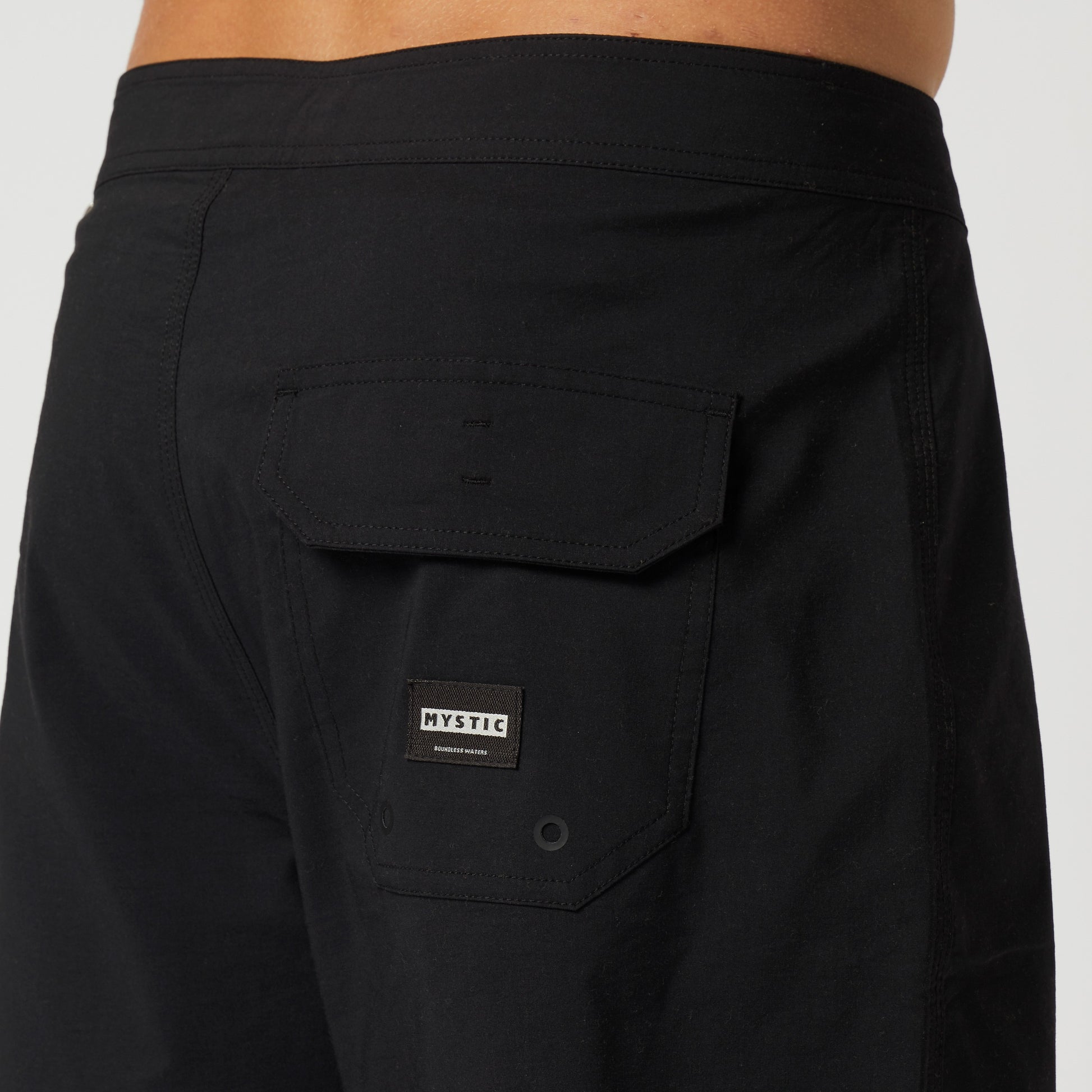 Mystic Movement Boardshort Black