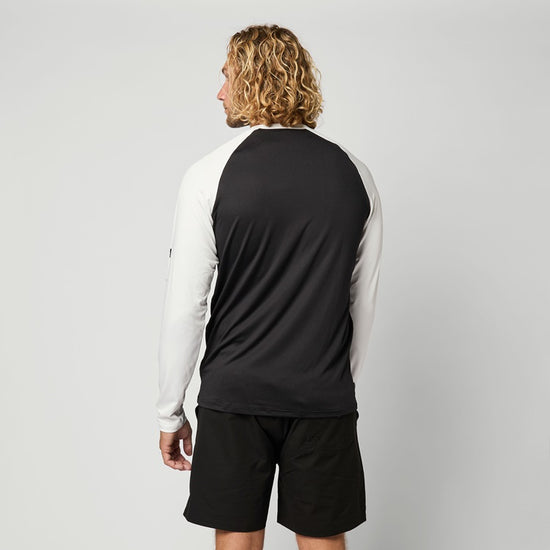 Mystic Bolt L/S Quickdry Black White