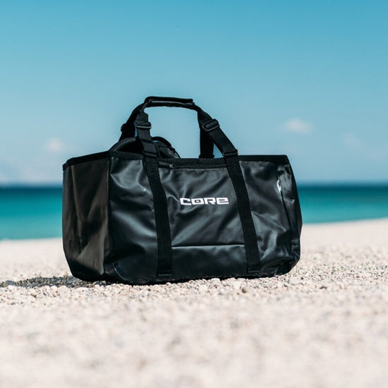 Core Wetsuit Neopren Bag am Strand