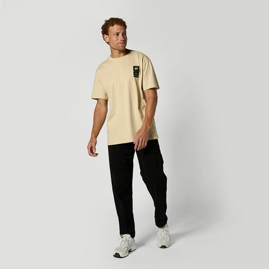 Mystic Pansy T-Shirt Pale Khaki