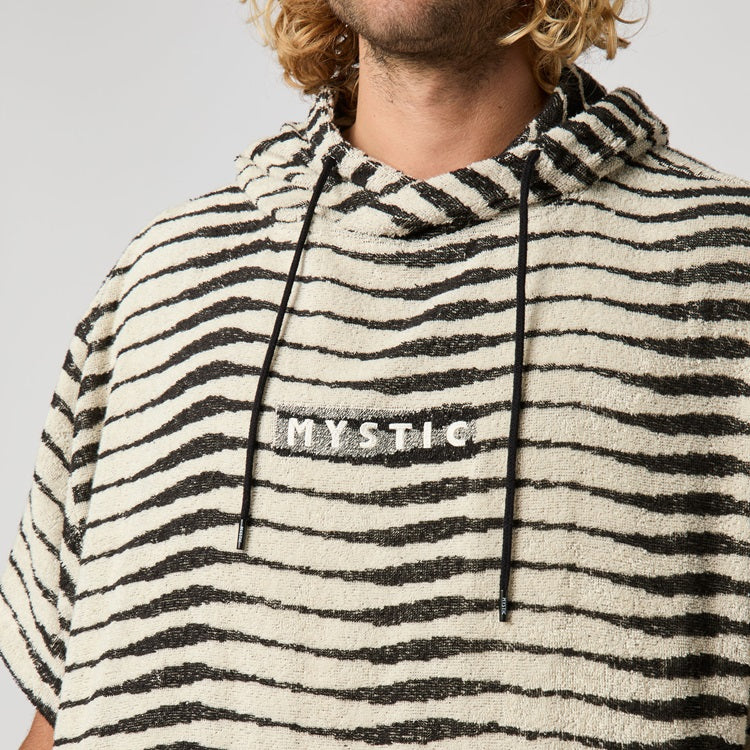 Mystic Poncho Jacquard Marshmallow