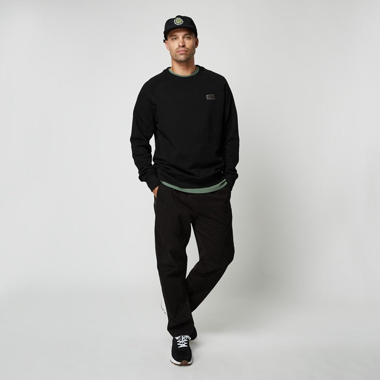Mystic Mayhem Crew Sweat Black