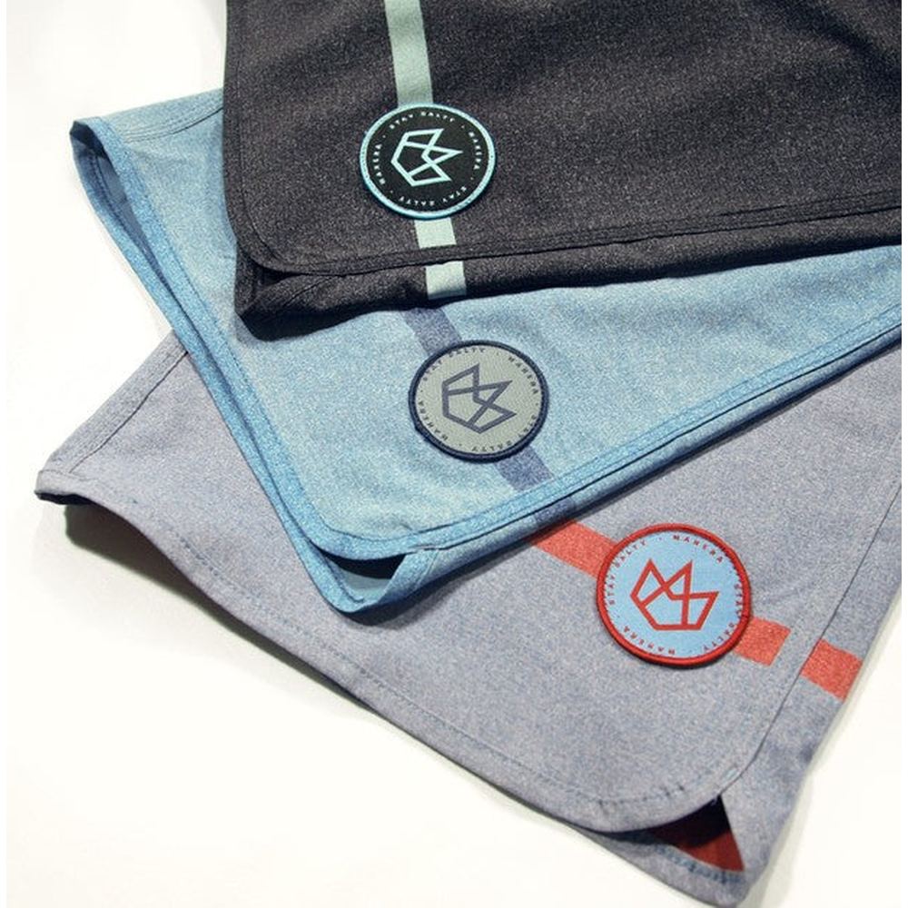 Manera Boardshort Haapiti in verschiedenen Farben