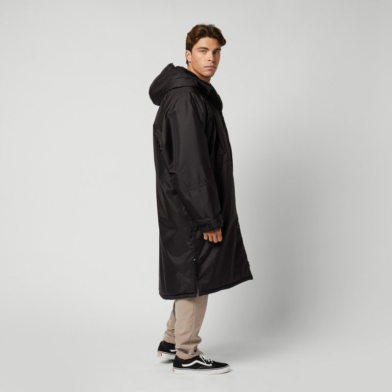 Mystic Poncho Explore Black