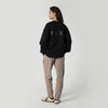 Mystic Profile Crew Sweat getragen von einer Frau
