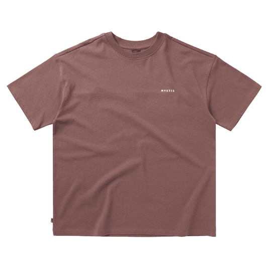 Braunes Mystic T-Shirt flach liegend mit kleinem Brustlogo